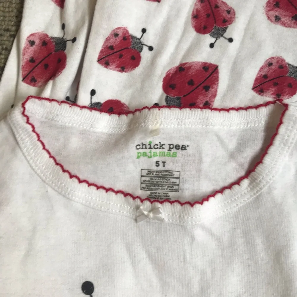 Chick pea Girls White & Red 'Lovebug' Ladybug Pajama Set